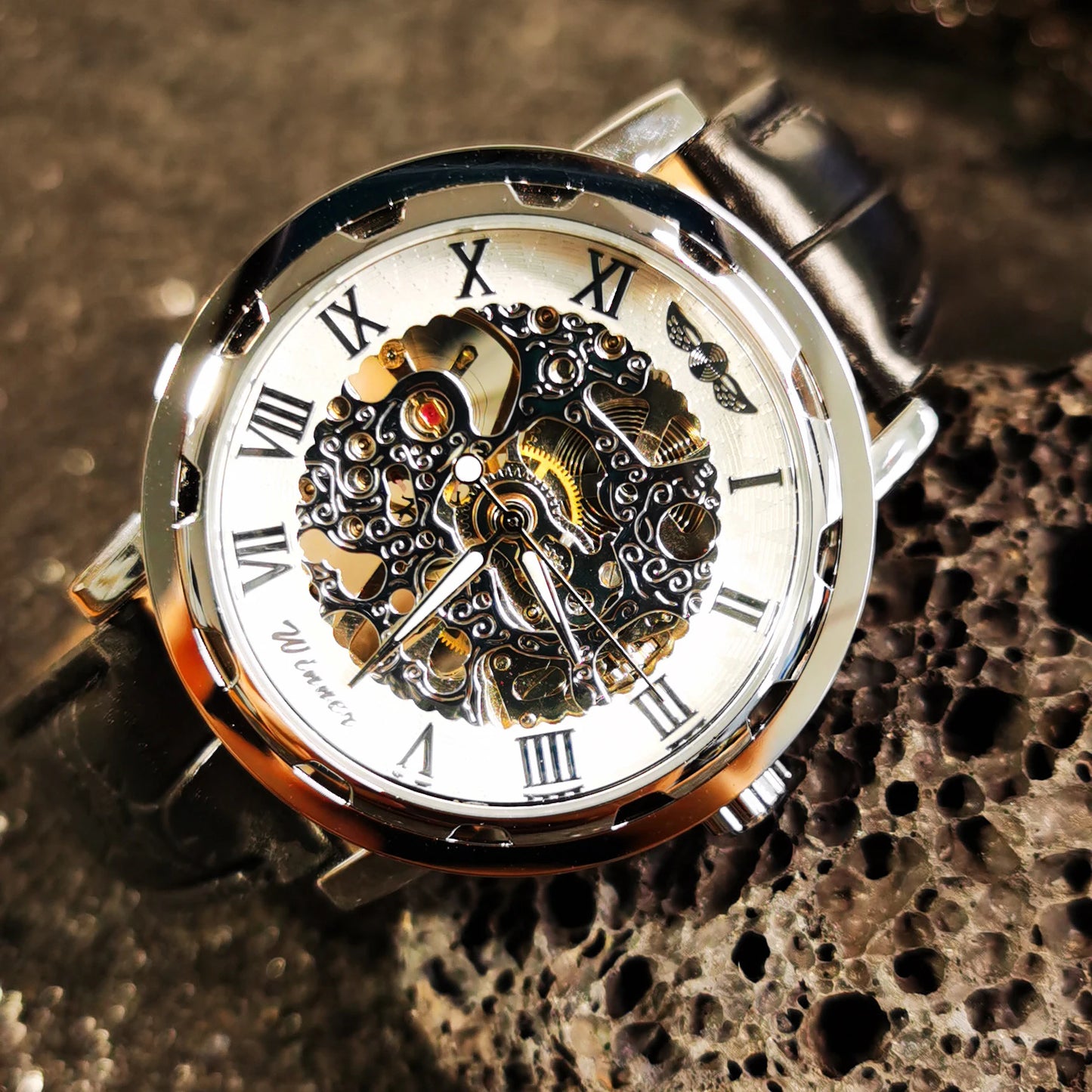 Excellence Transparent Skeleton Mechanical Watches Luminous Hands Silver White Retro Luxury Watch for Men Black Leather Belt